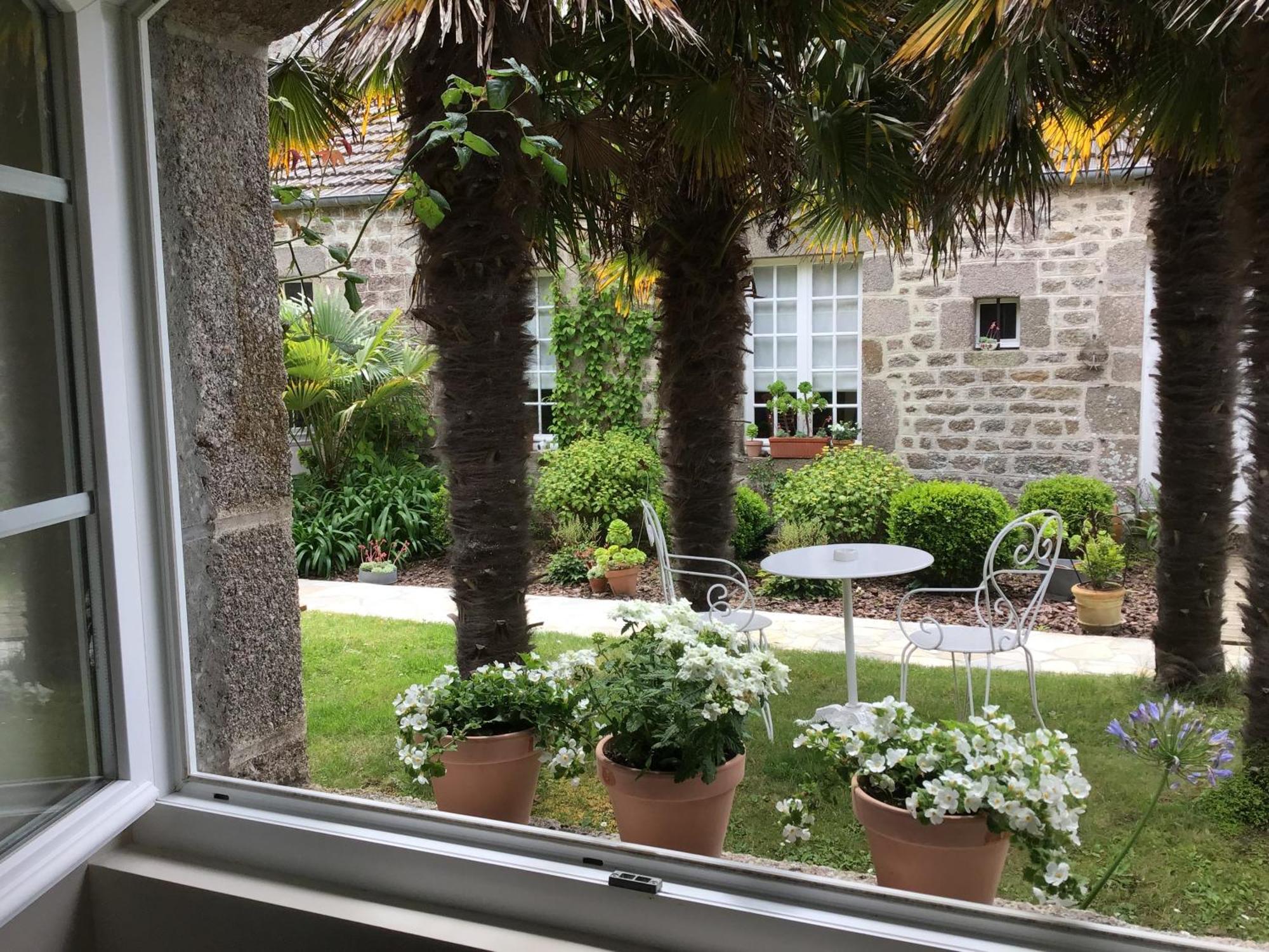 Le Prieure Barfleur Bed & Breakfast エクステリア 写真